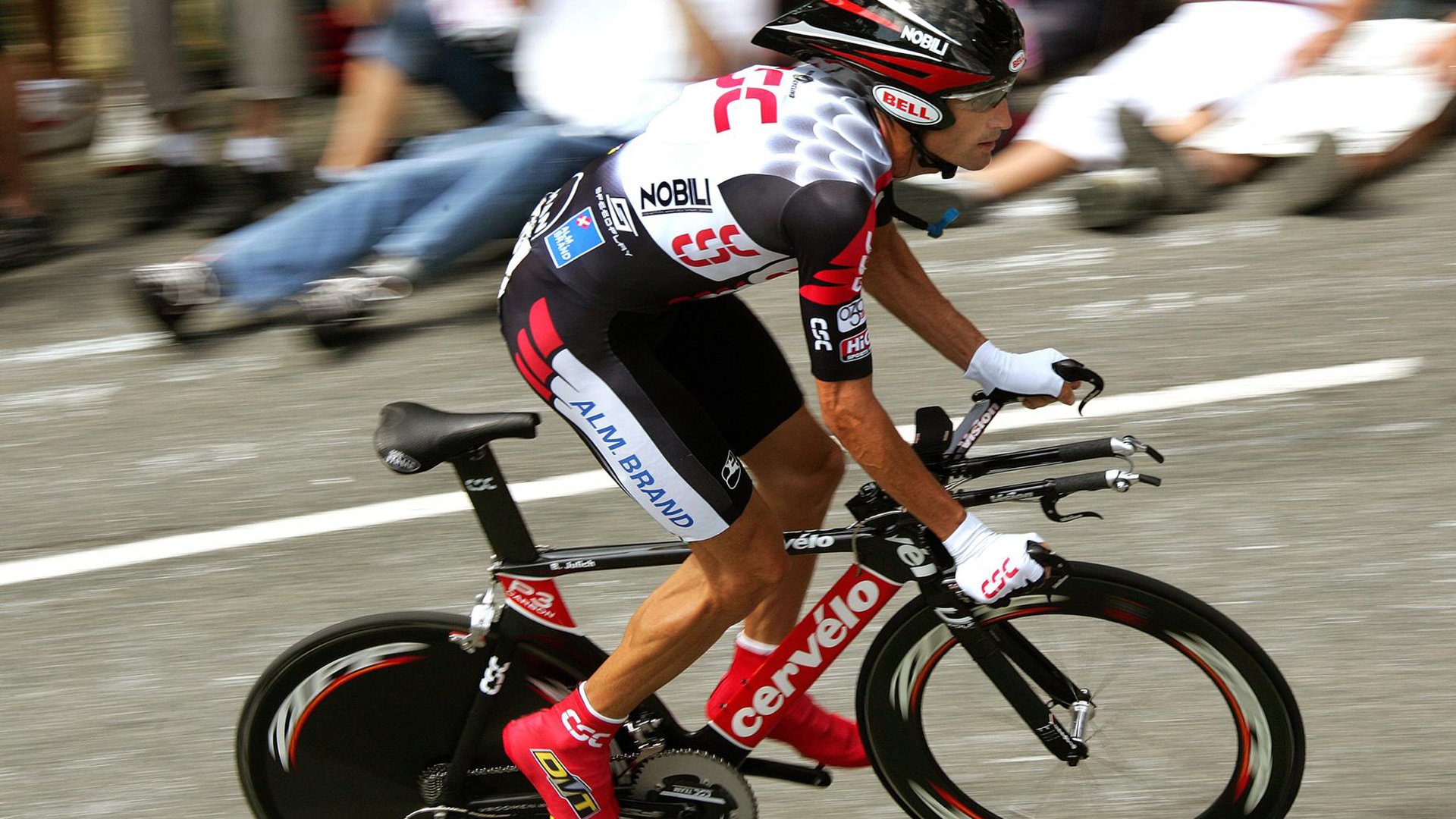 特色运动品牌国际合作不断扩大，塑造中国体育“中国元素”，体育品牌及国家