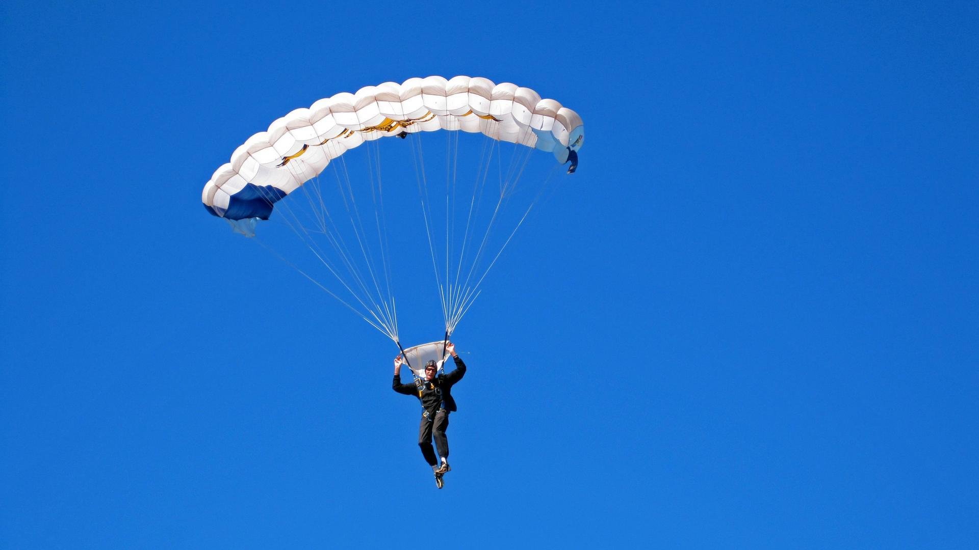 爱游戏中国官方网站平台-球队支持：最热情的粉丝集体行为盘点，足球粉丝群